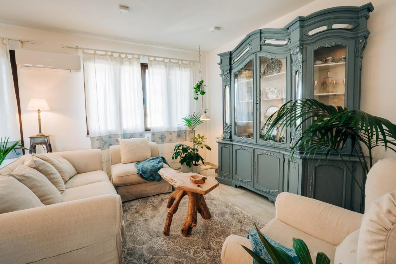 Juniper Bay Bed and Breakfast Portoscuso Buitenkant foto