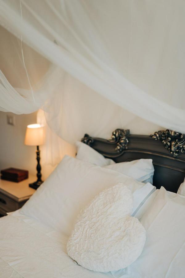 Juniper Bay Bed and Breakfast Portoscuso Buitenkant foto